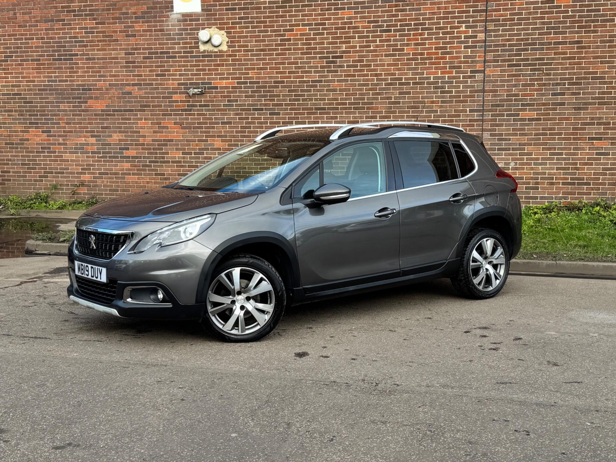 Peugeot 2008 - Image 10