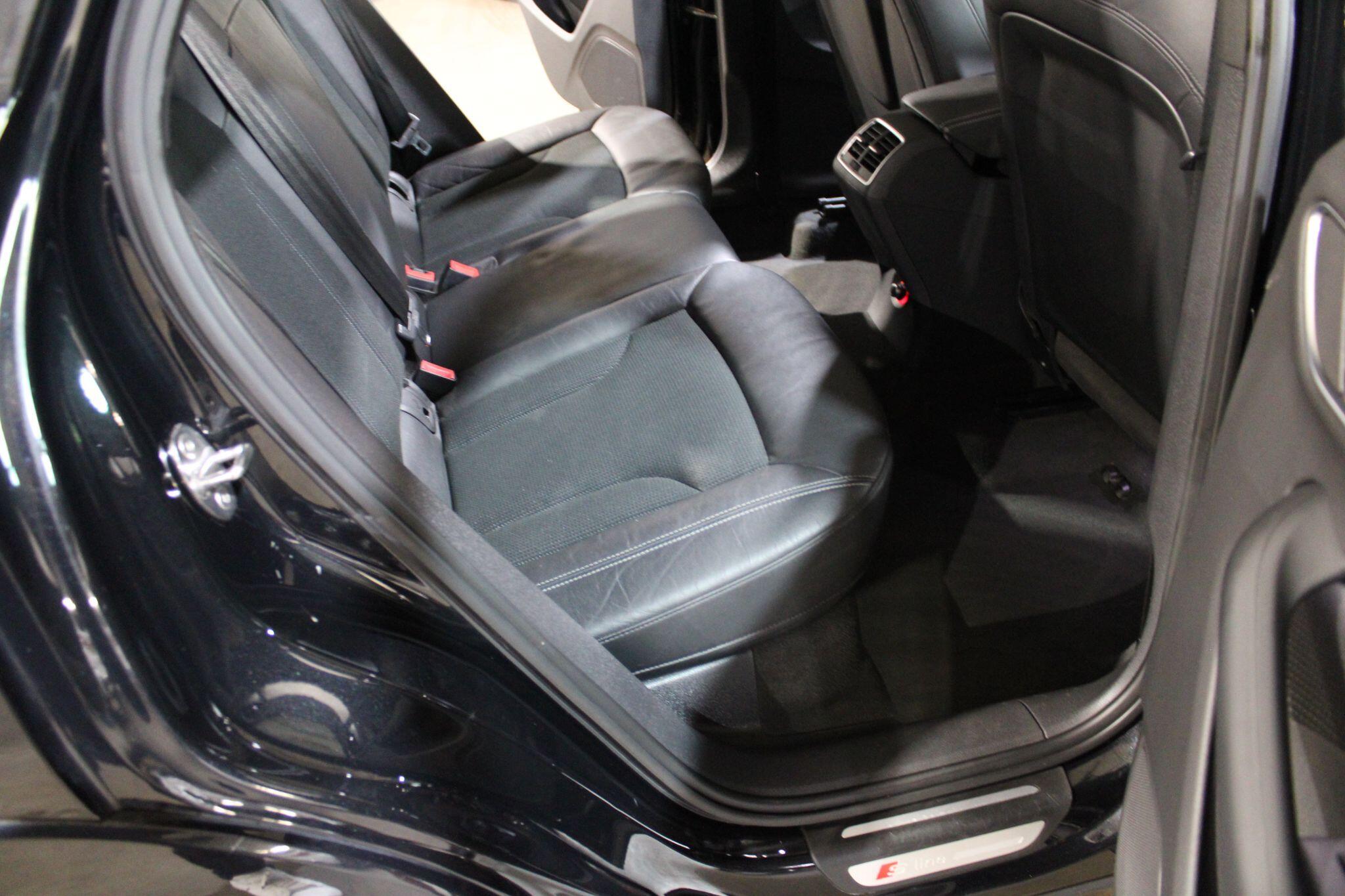 Audi Q3 - Image 28