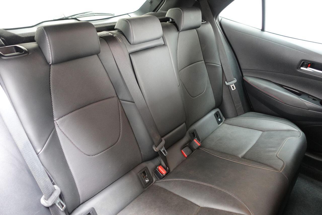 Toyota Corolla - Image 18