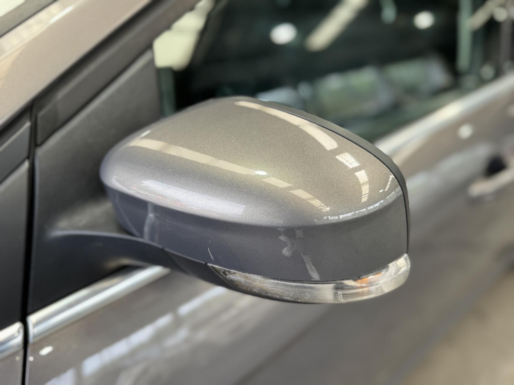 Ford Focus - Image 20