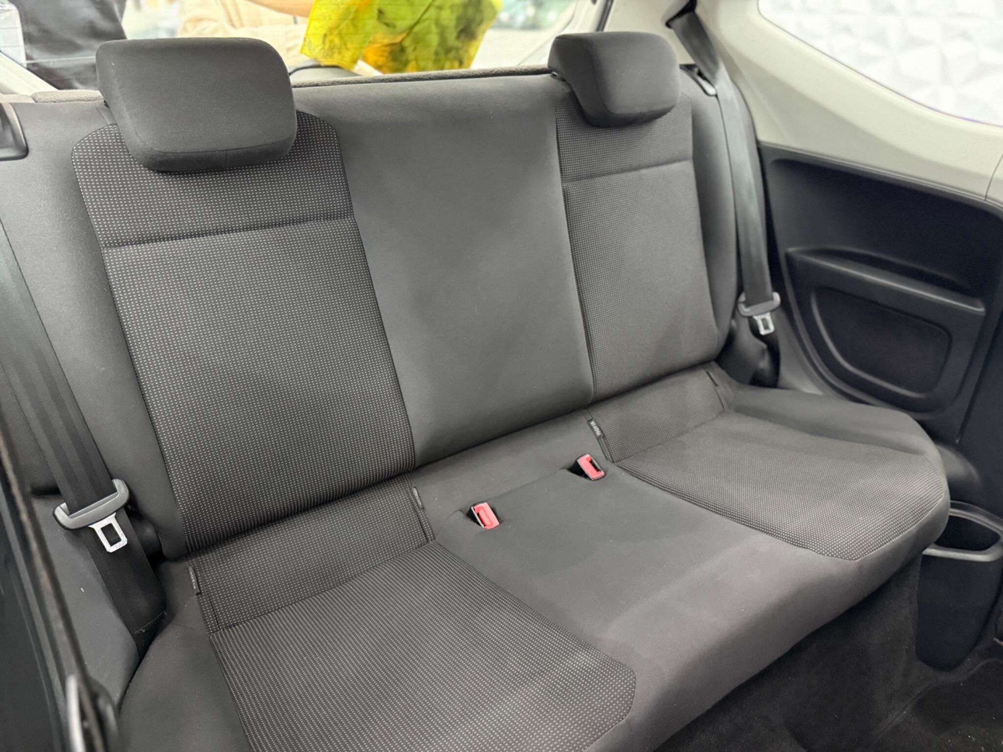 Volkswagen up! - Image 15