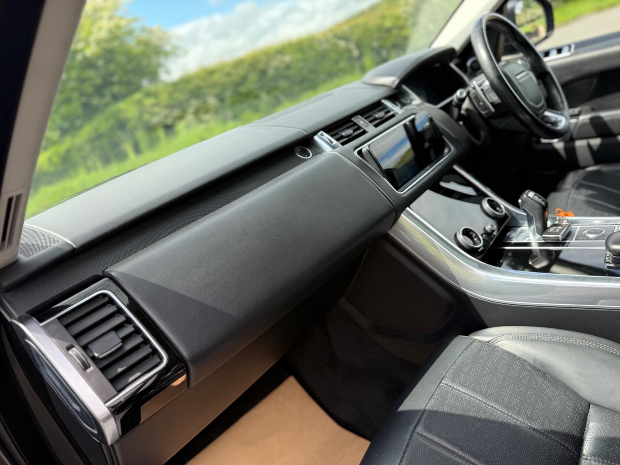 Land Rover RANGE ROVER SPORT - Image 48