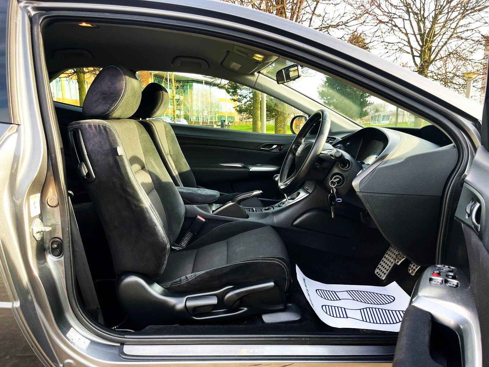 Honda Civic - Image 20