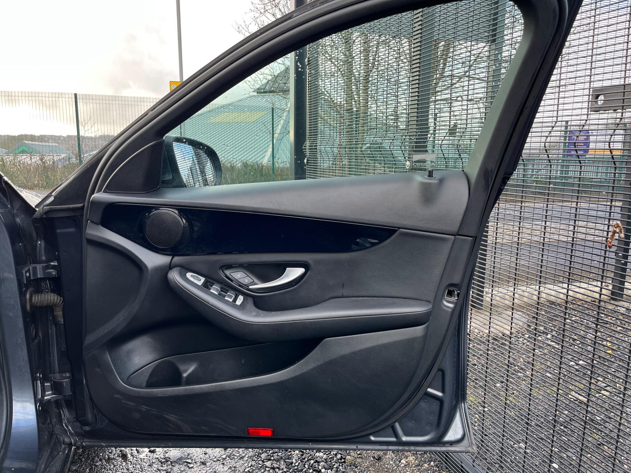 Mercedes C Class - Image 15