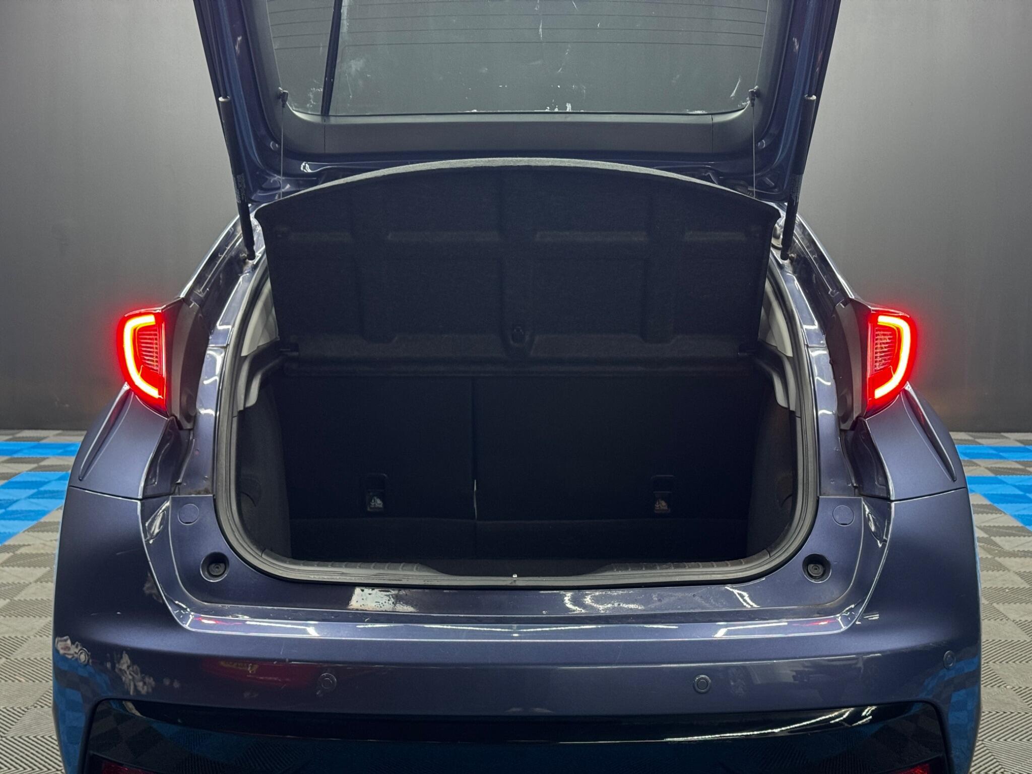 Honda Civic - Image 35