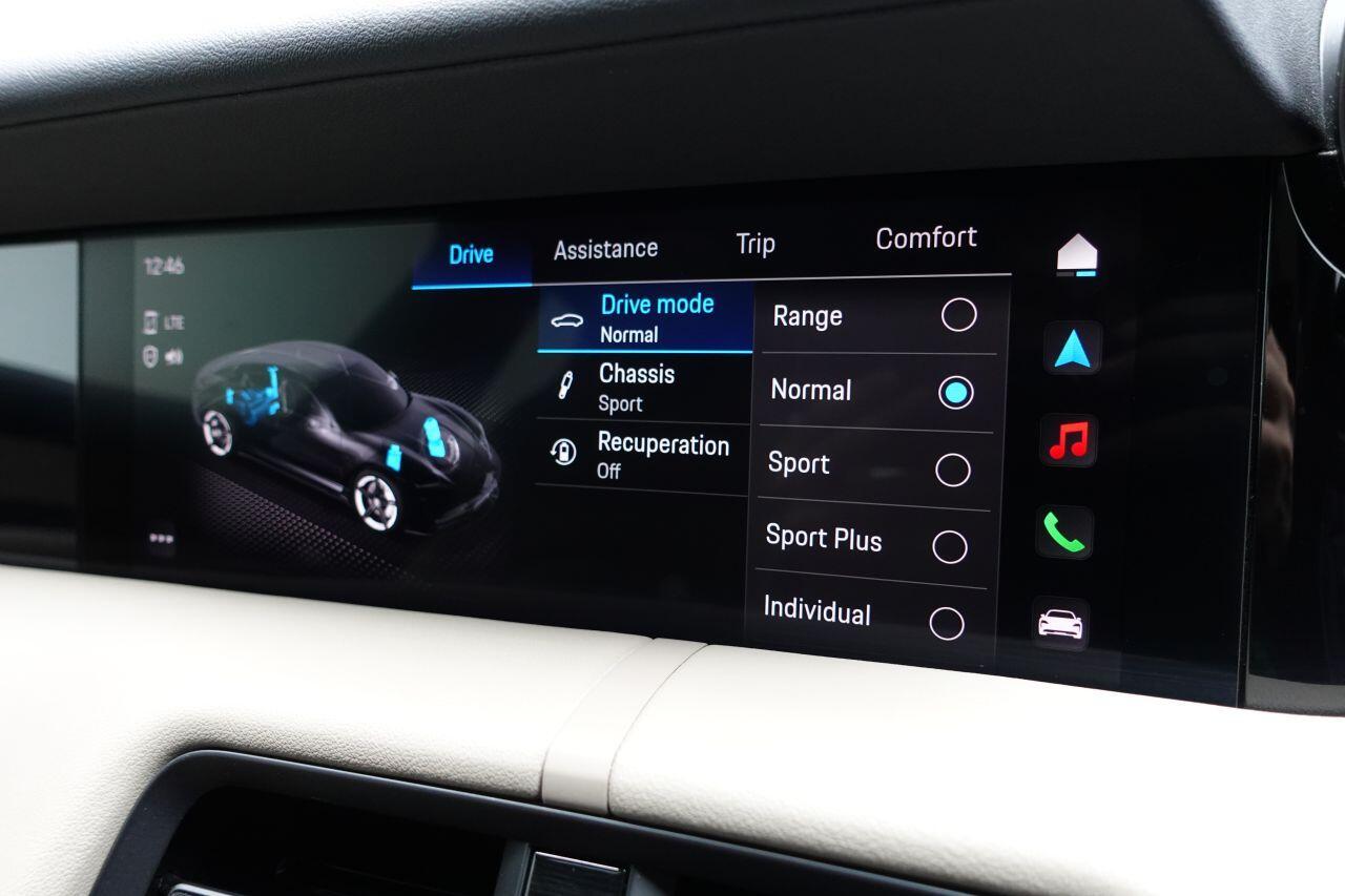 Porsche Taycan - Image 20