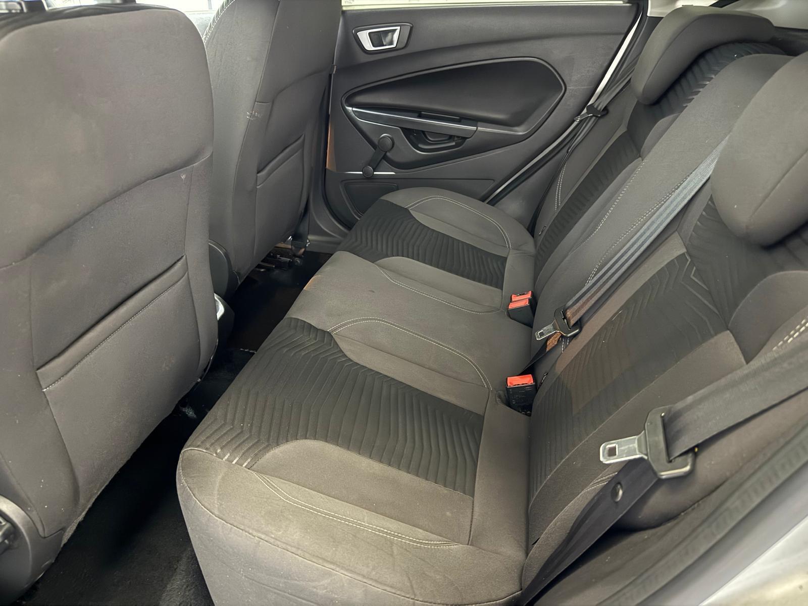 Ford Fiesta - Image 30