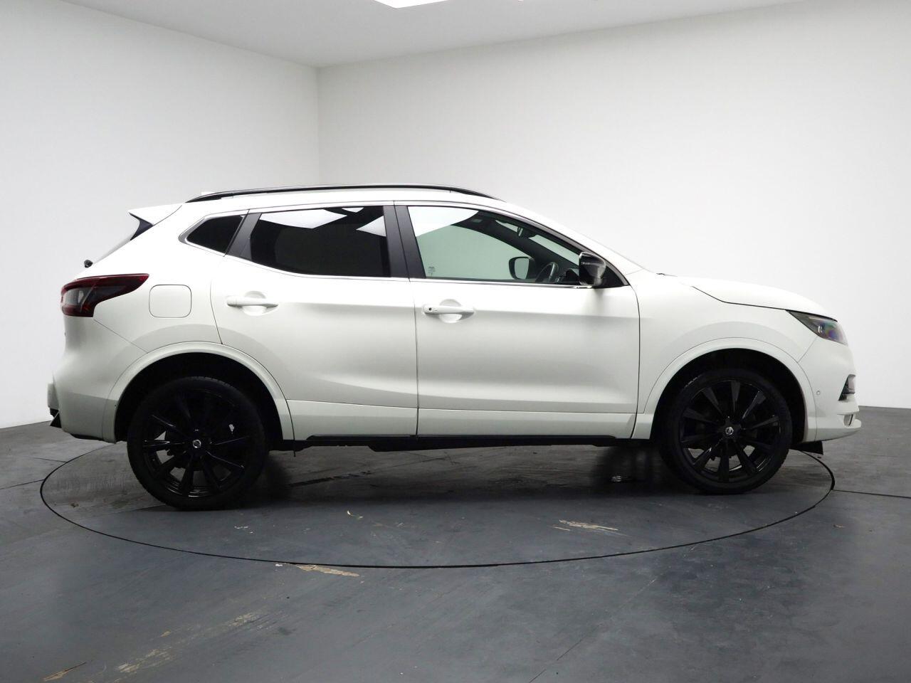 Nissan Qashqai - Image 14