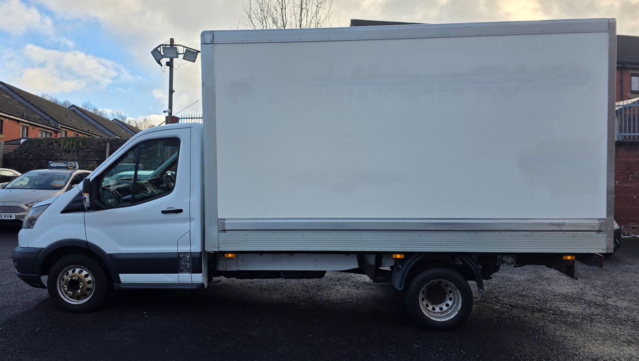 Ford Transit - Image 4
