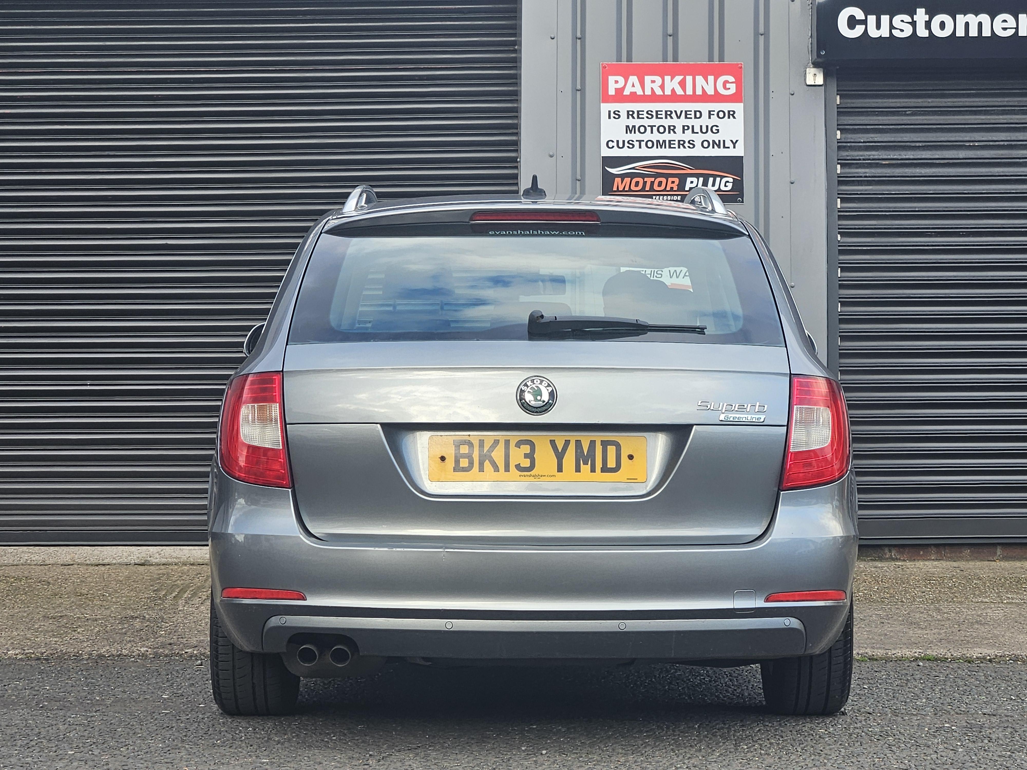 Skoda Superb - Image 4