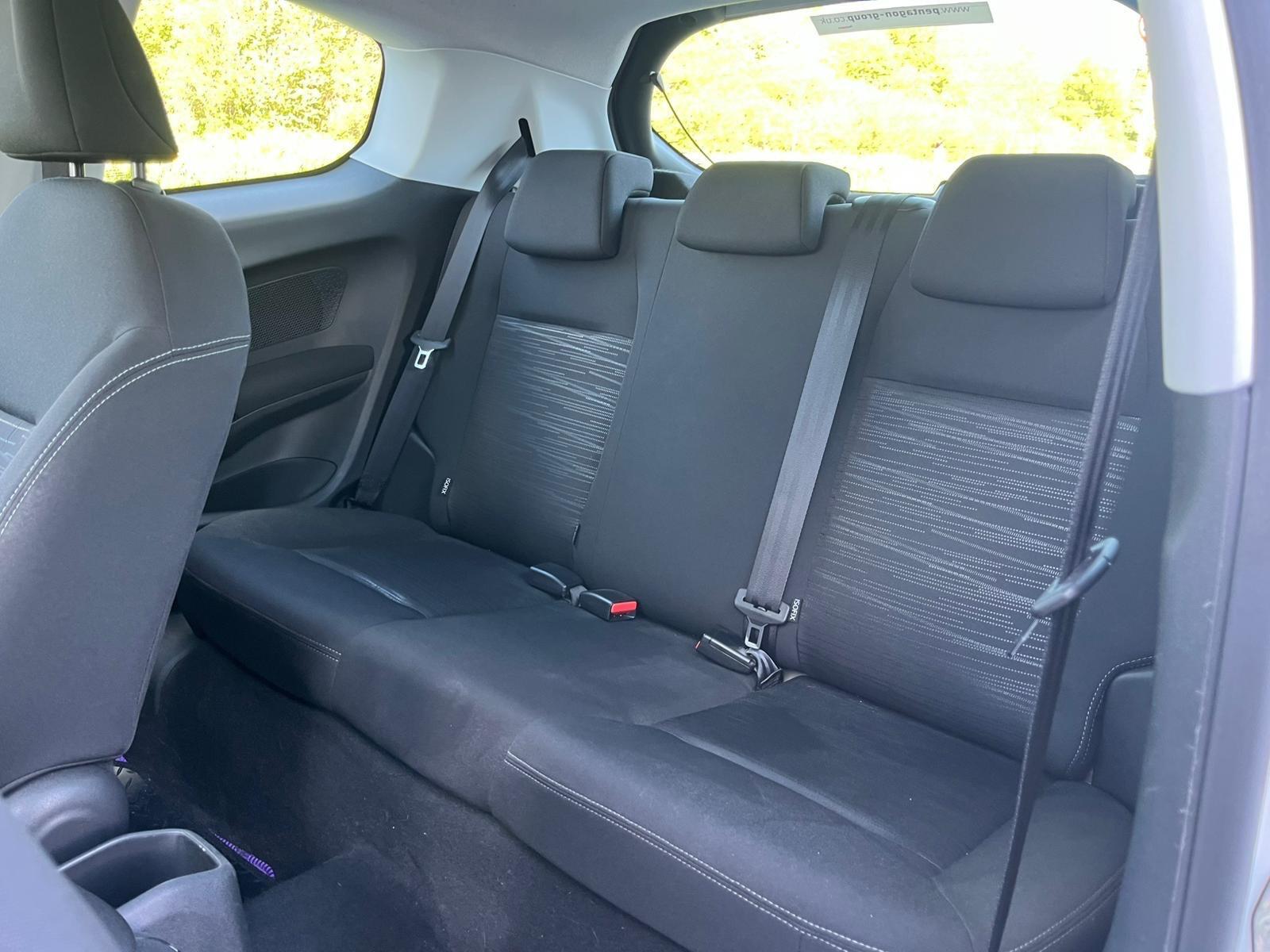 Peugeot 208 - Image 8