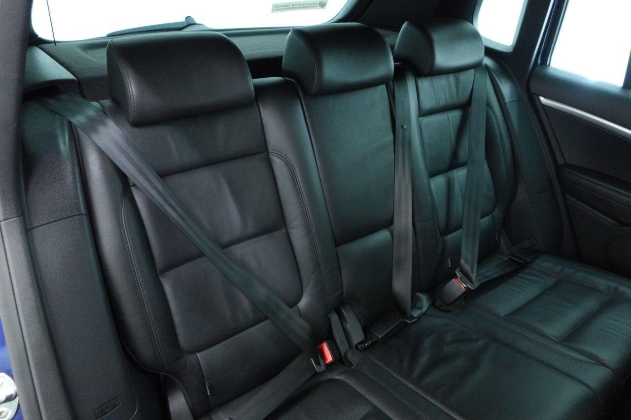 Volkswagen Tiguan - Image 18