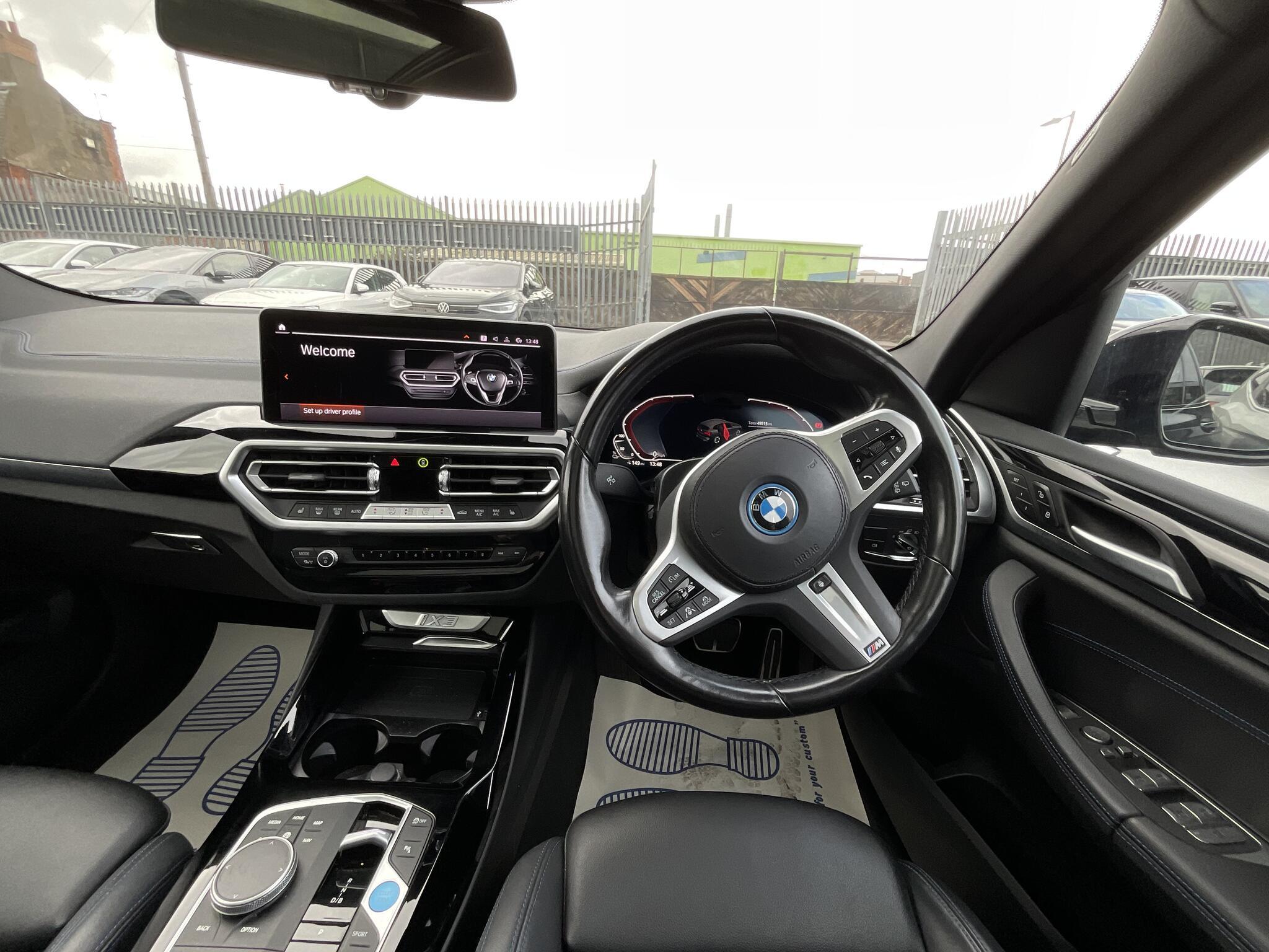 BMW iX3 - Image 6