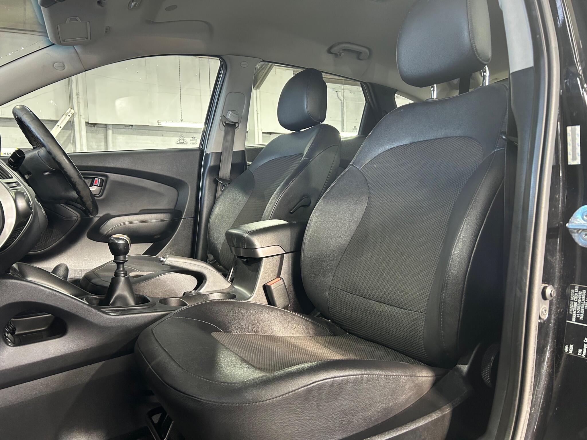 Hyundai ix35 - Image 19