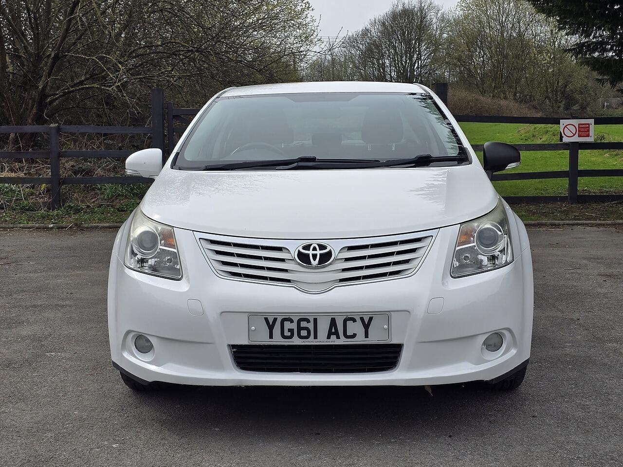 Toyota Avensis - Image 13