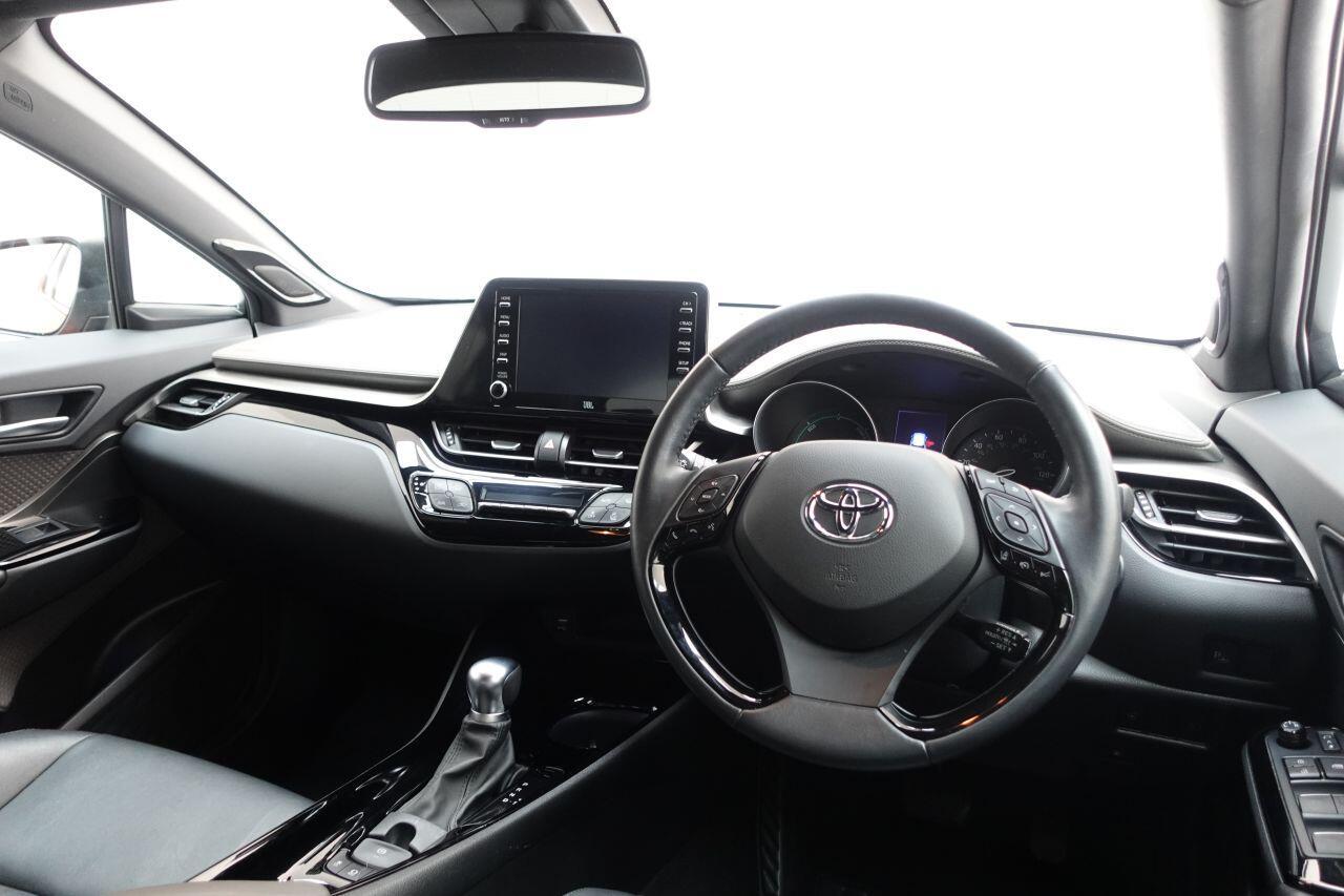 Toyota C-Hr - Image 15