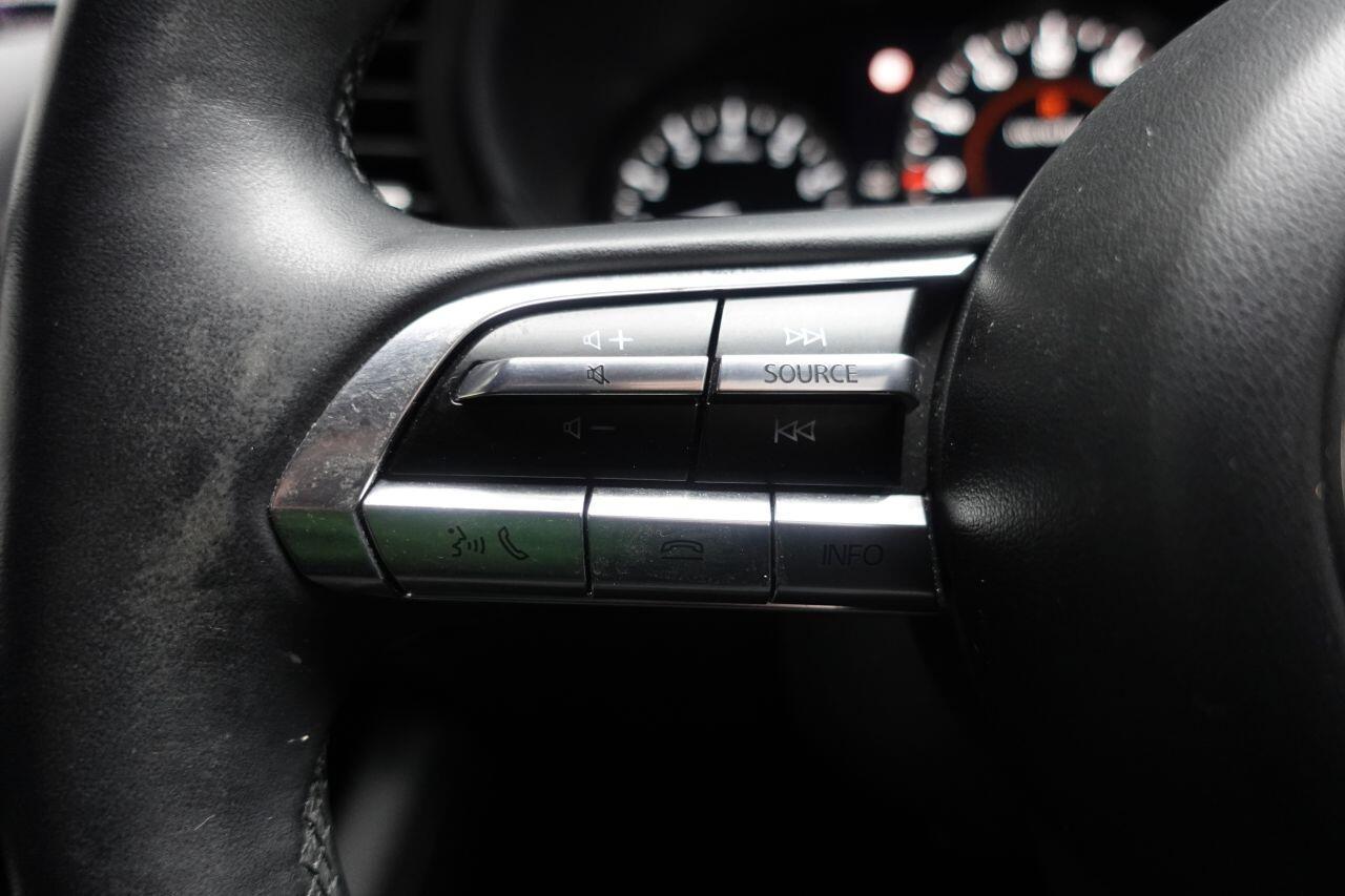 Mazda MAZDA3 - Image 33