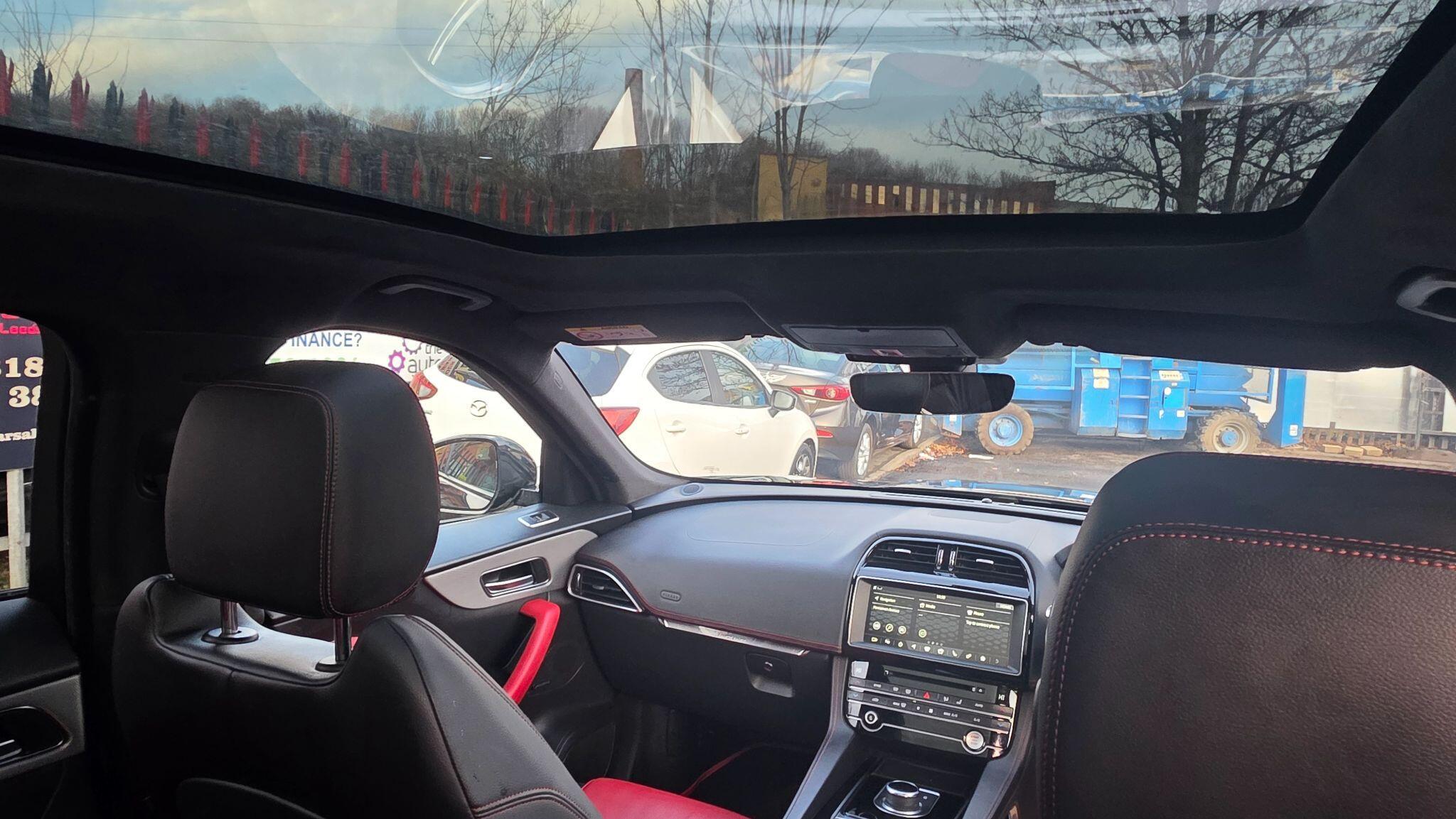 Jaguar F-Pace - Image 28