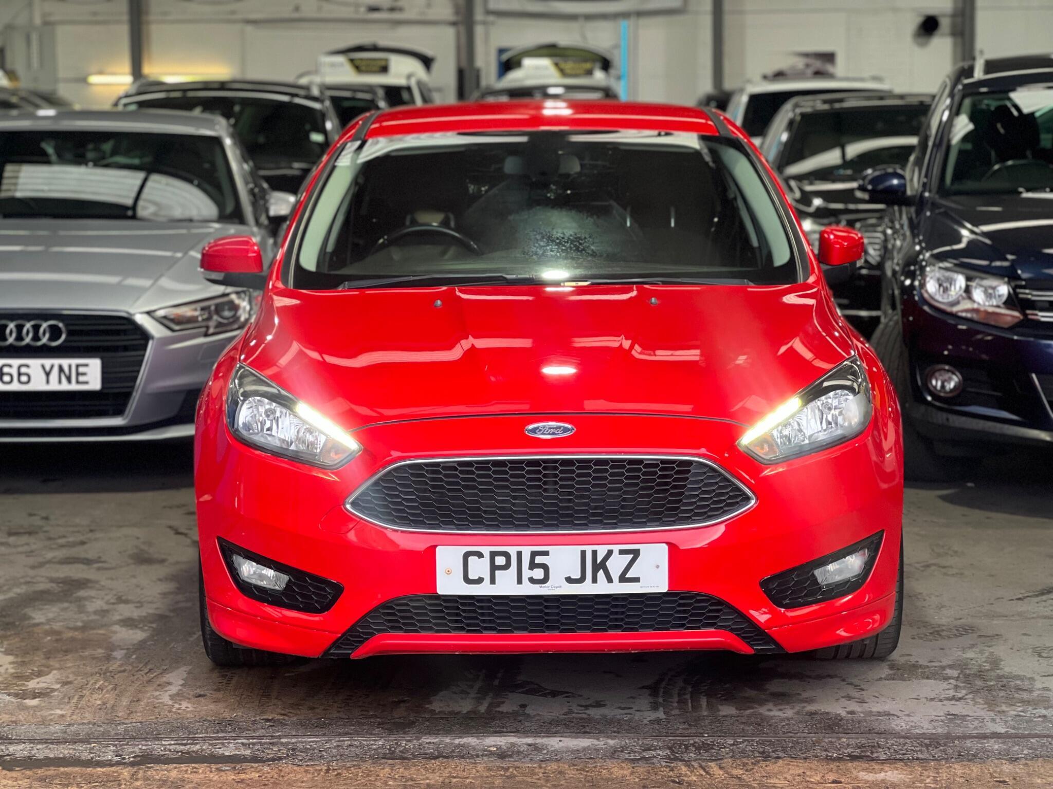 Ford Focus - Image 2