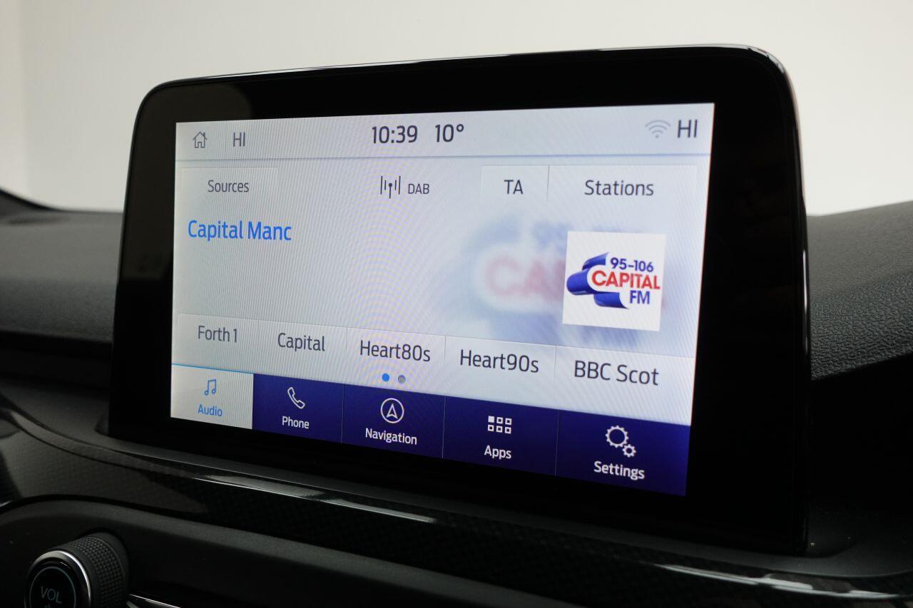 Ford Focus - Image 26