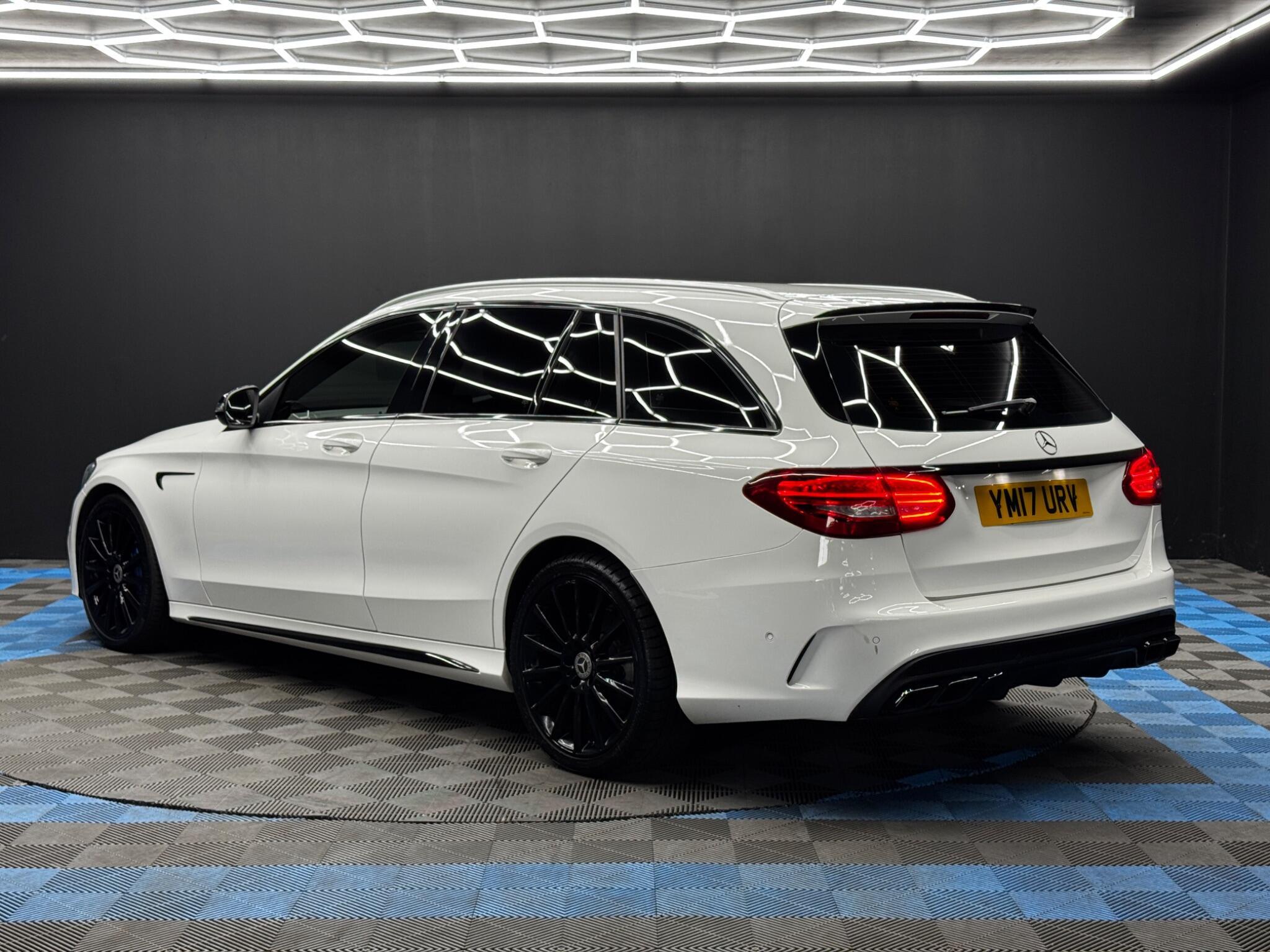 Mercedes C Class - Image 7