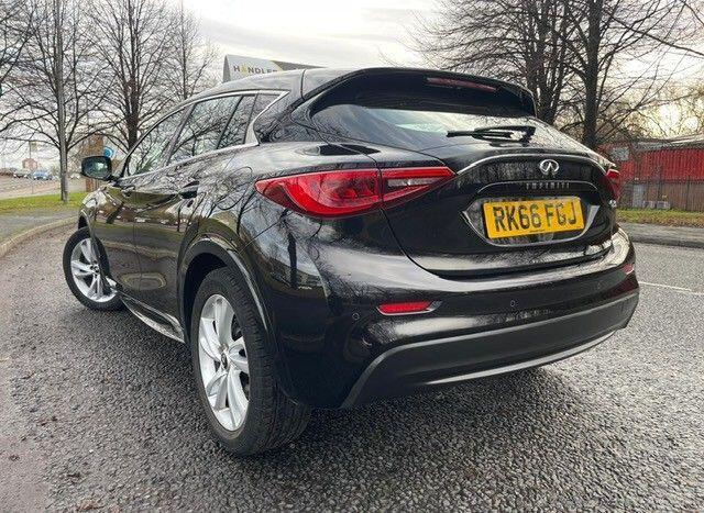 Infiniti Q30 - Image 4