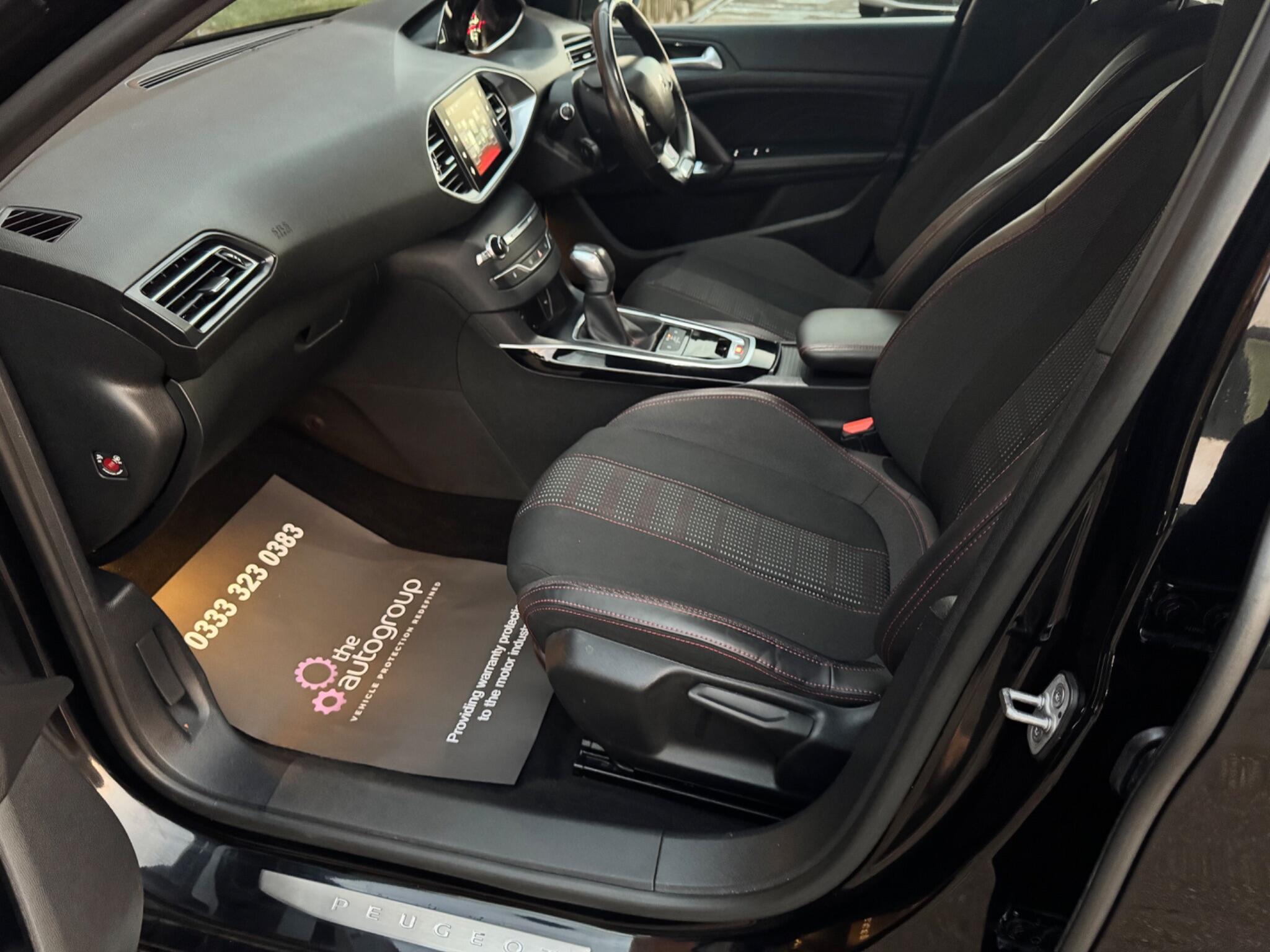 Peugeot 308 - Image 12