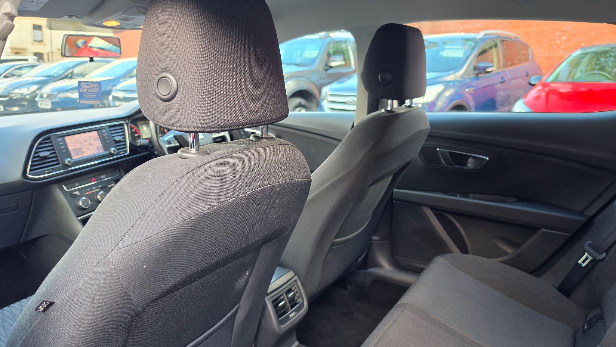 SEAT Leon - Image 17