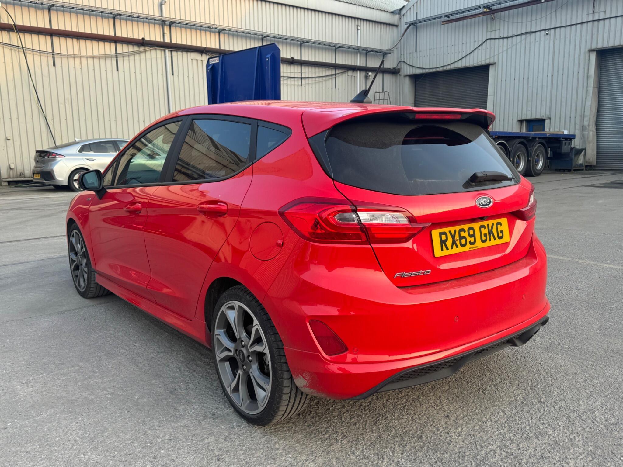 Ford Fiesta - Image 9