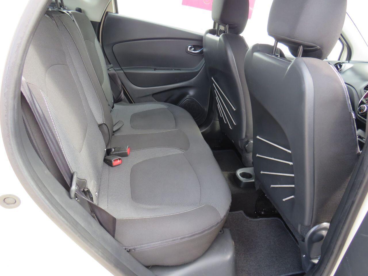 Renault Captur - Image 8