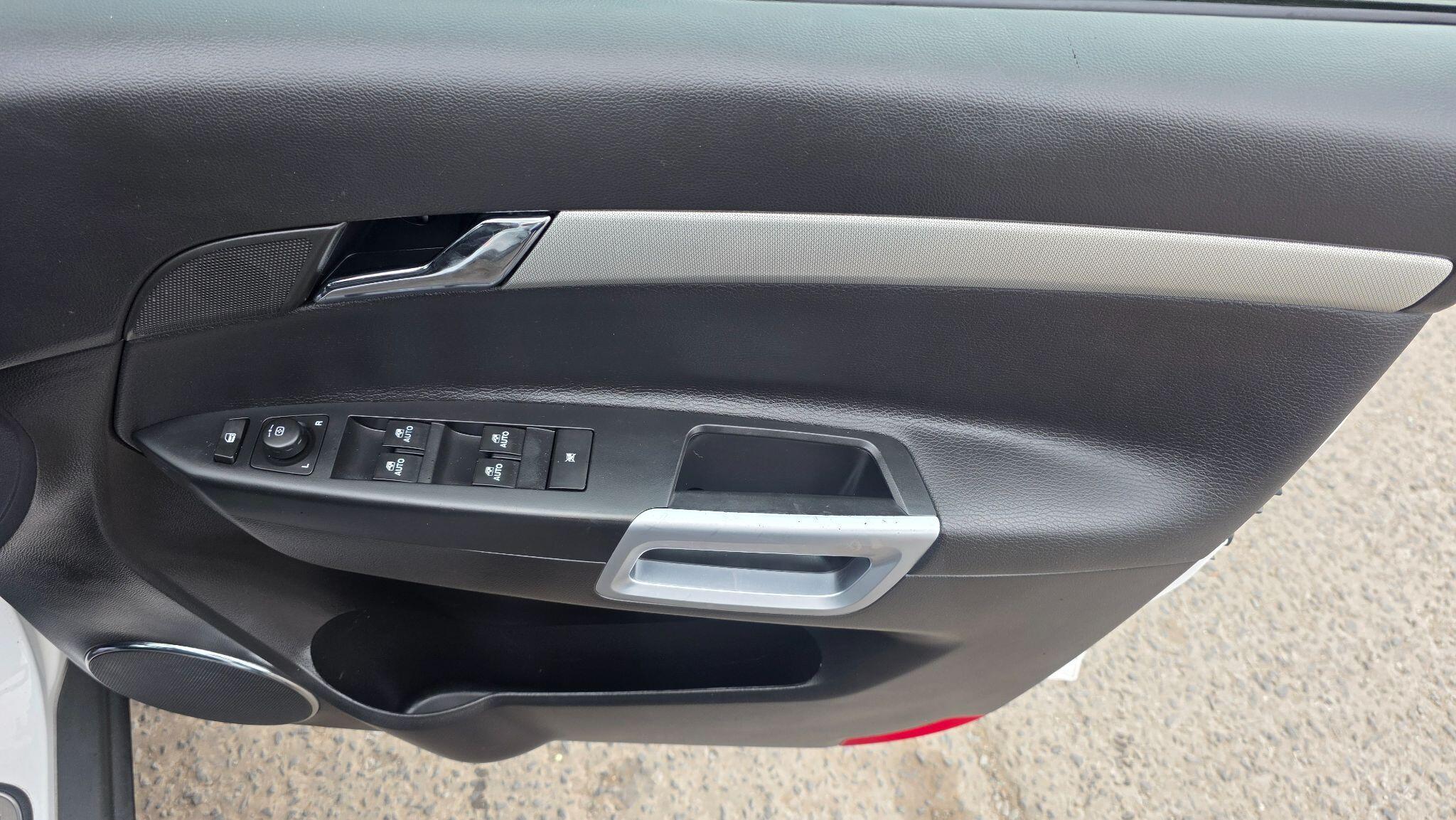 Vauxhall Antara - Image 20