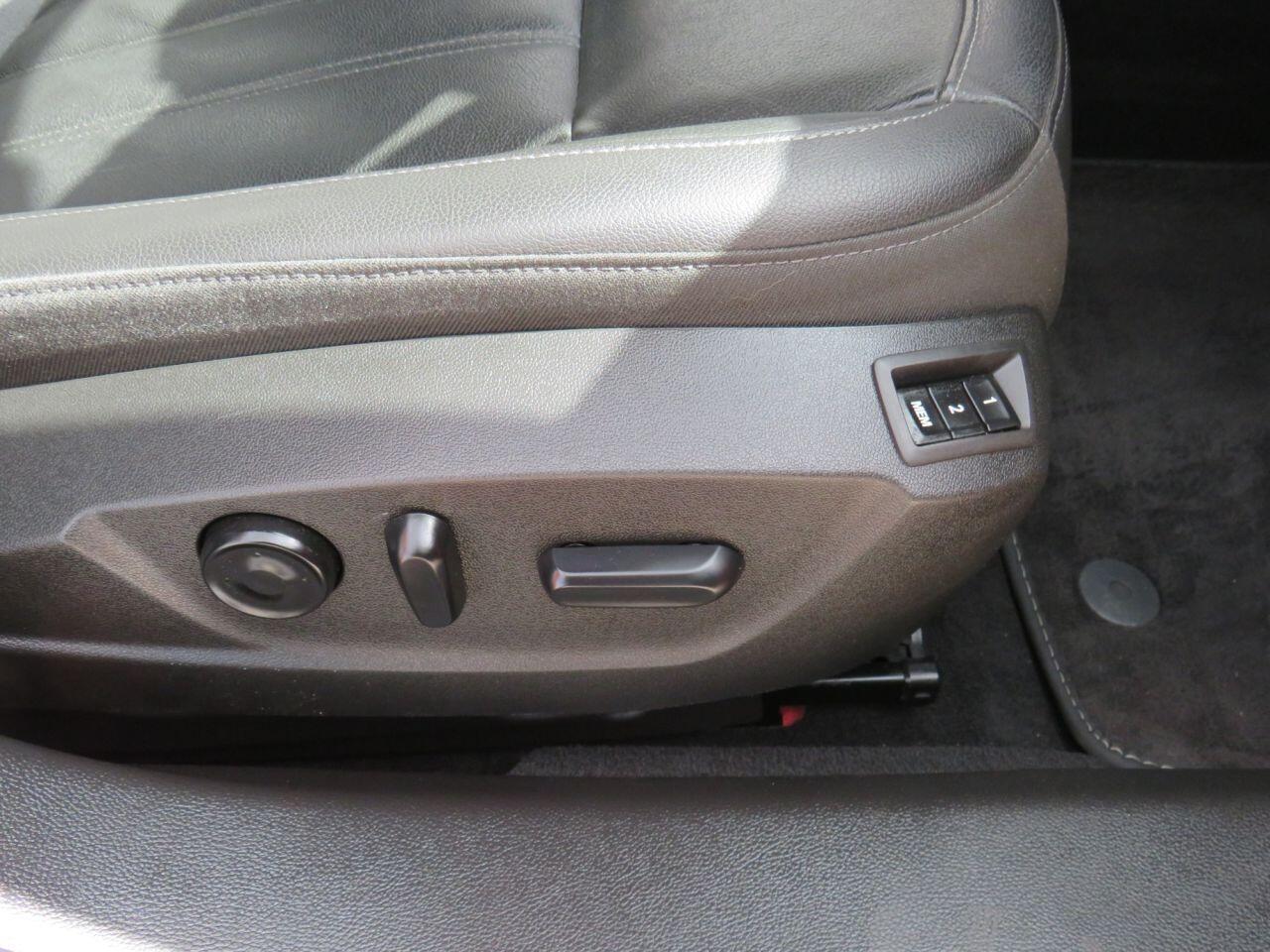 Vauxhall Insignia - Image 23