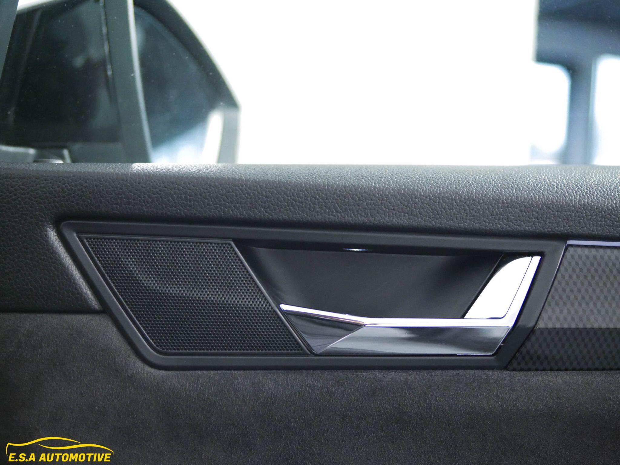 Skoda Superb - Image 33