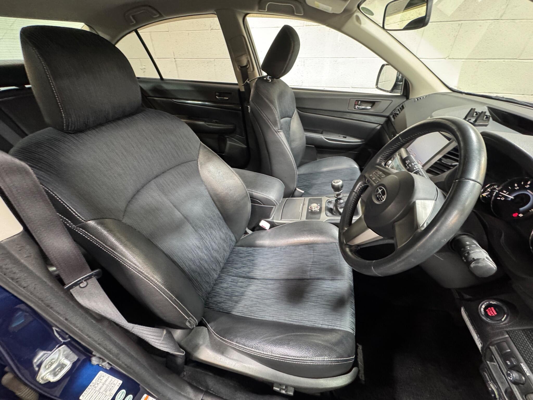 Subaru Legacy - Image 8