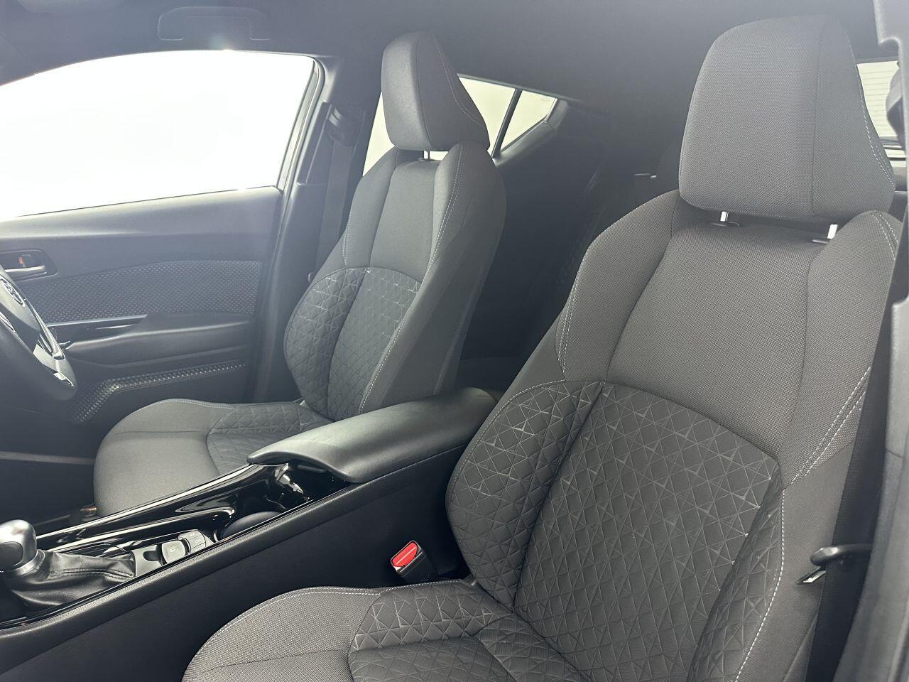 Toyota C-Hr - Image 25