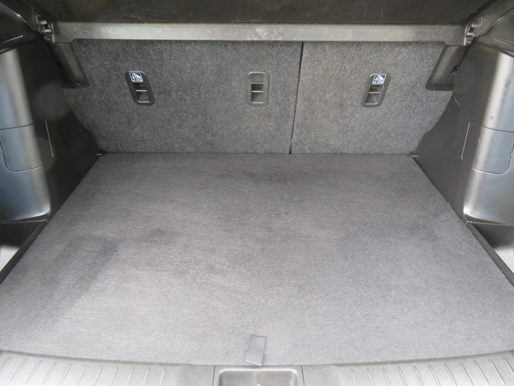 Suzuki Vitara - Image 9