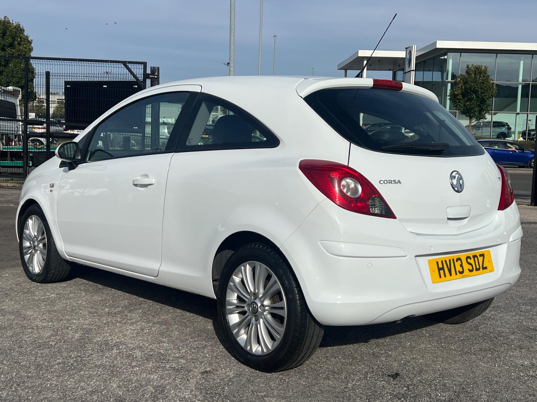 Vauxhall Corsa - Image 8