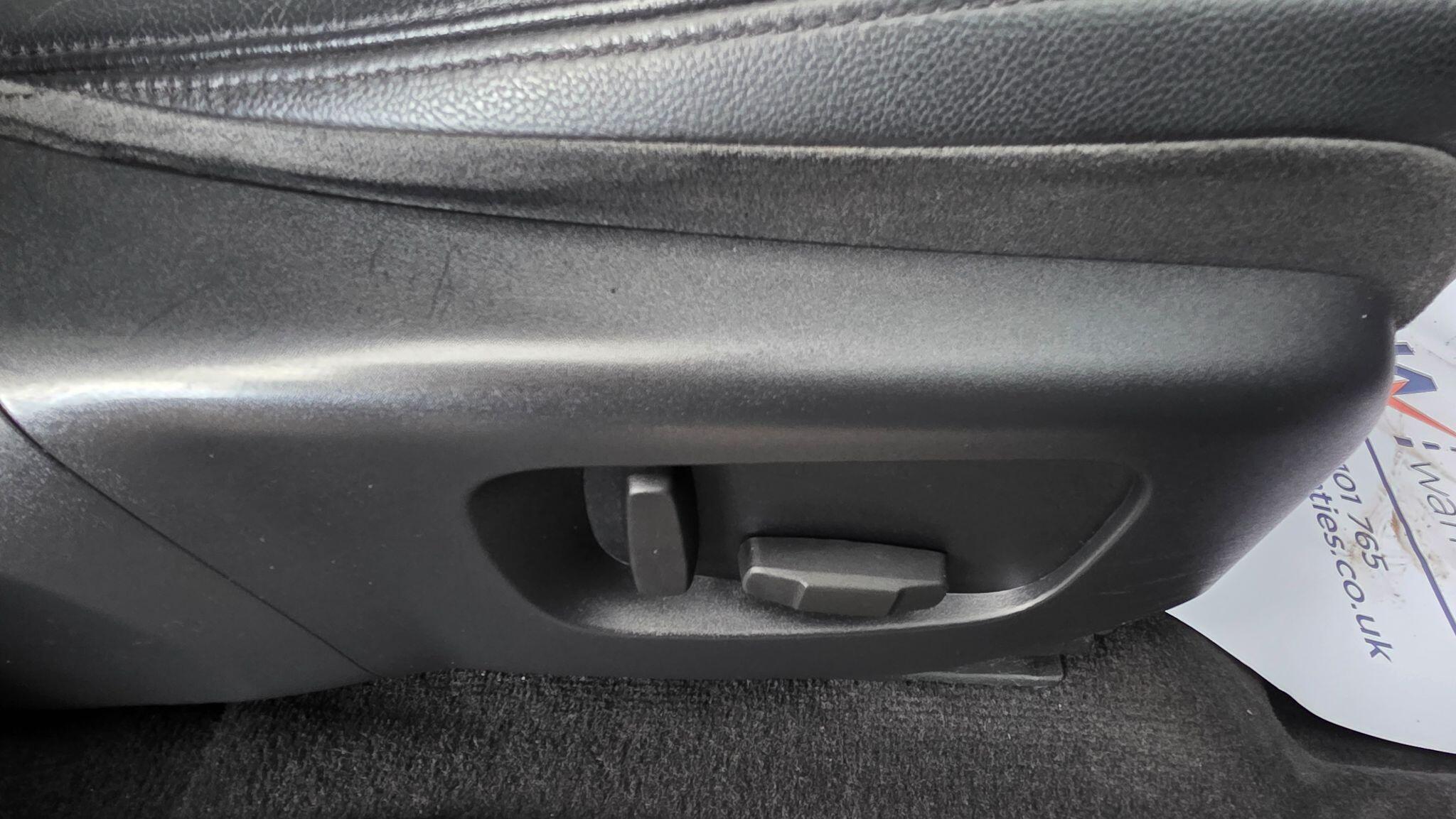 Land Rover Range Rover Evoque - Image 37