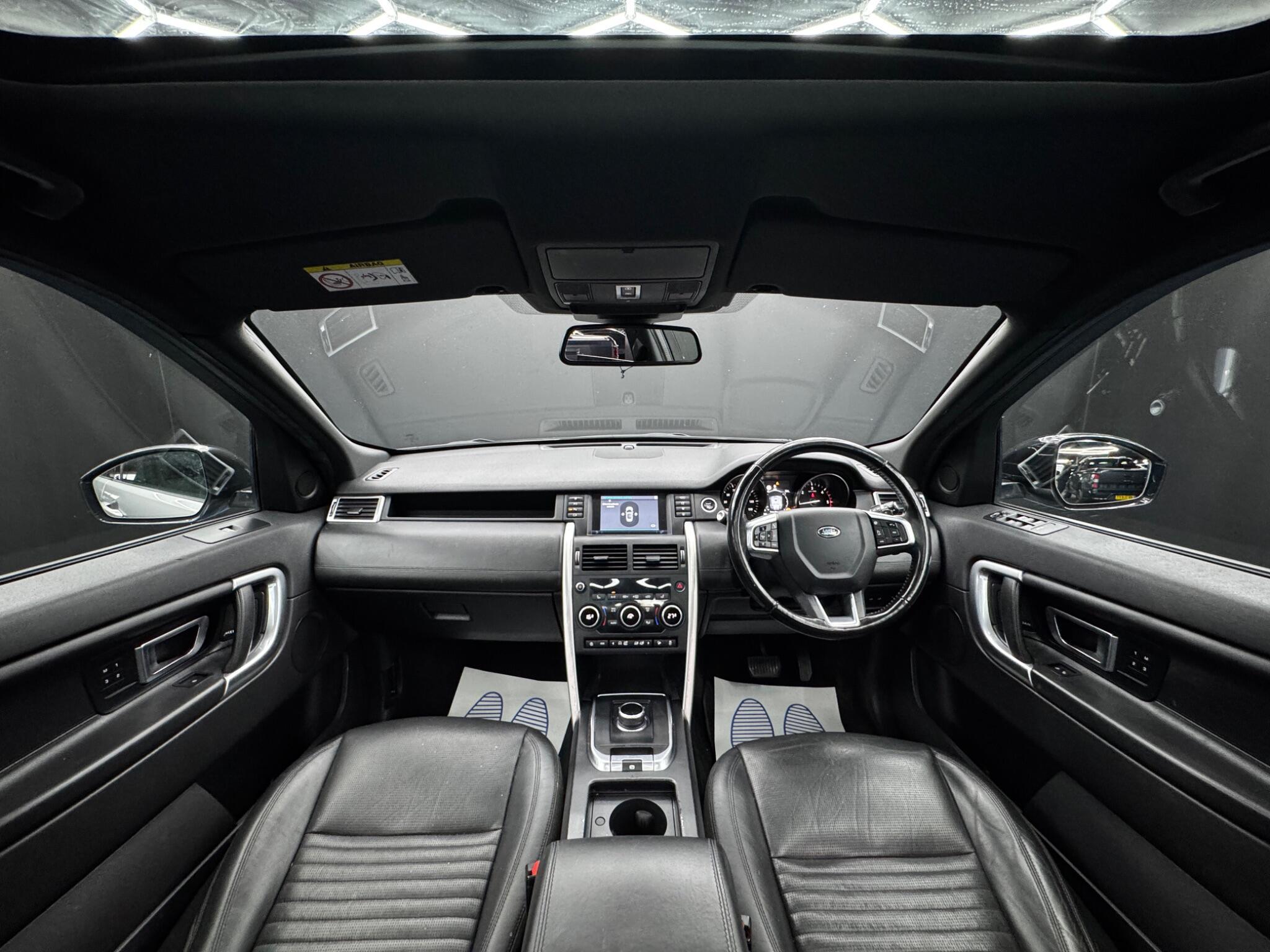 Land Rover DISCOVERY SPORT - Image 17
