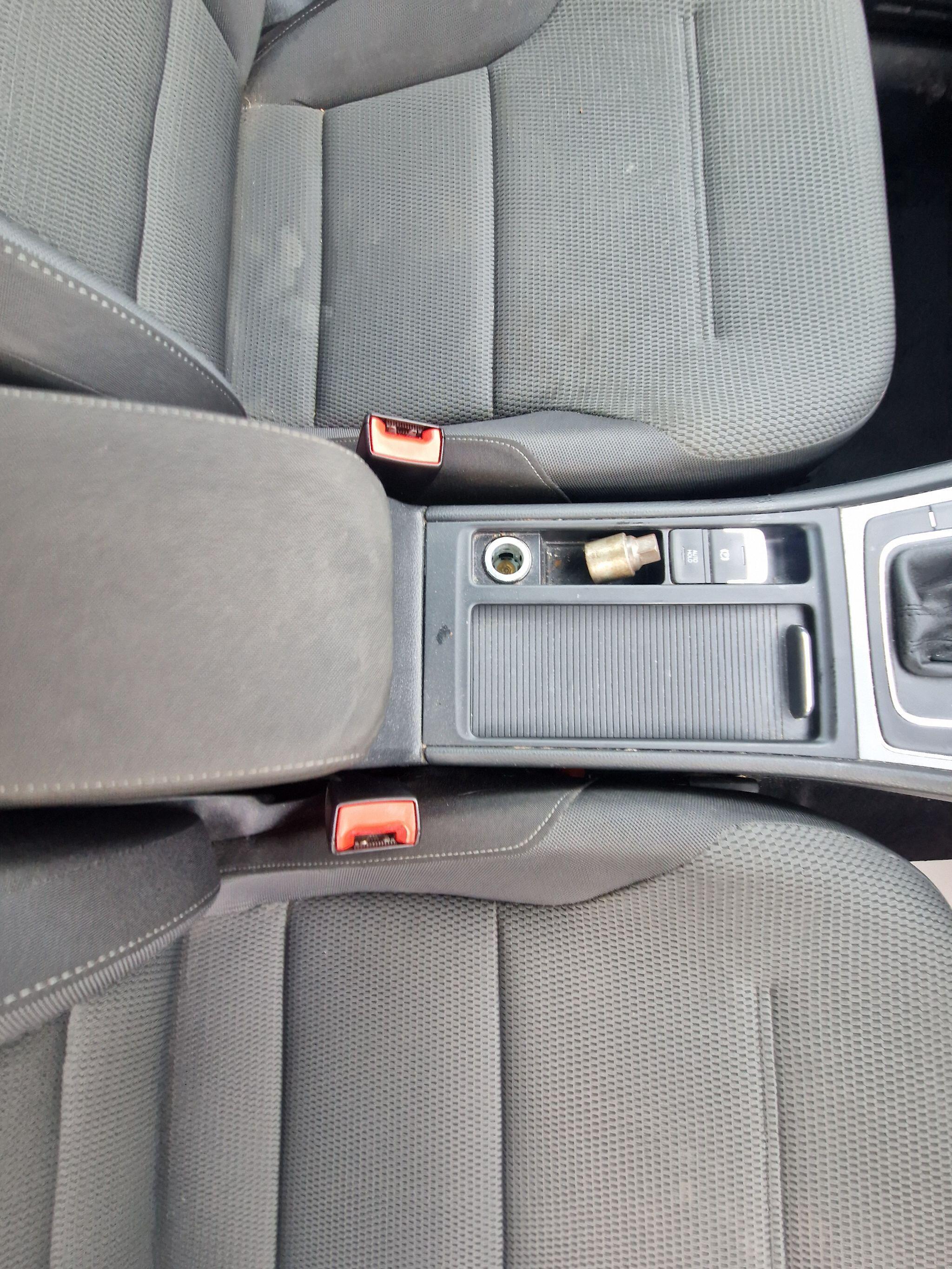 Volkswagen Golf - Image 32