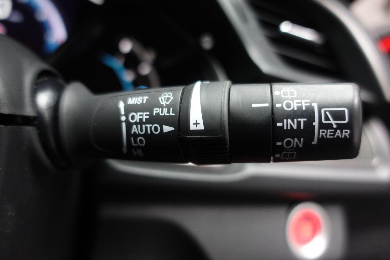 Honda Civic - Image 38