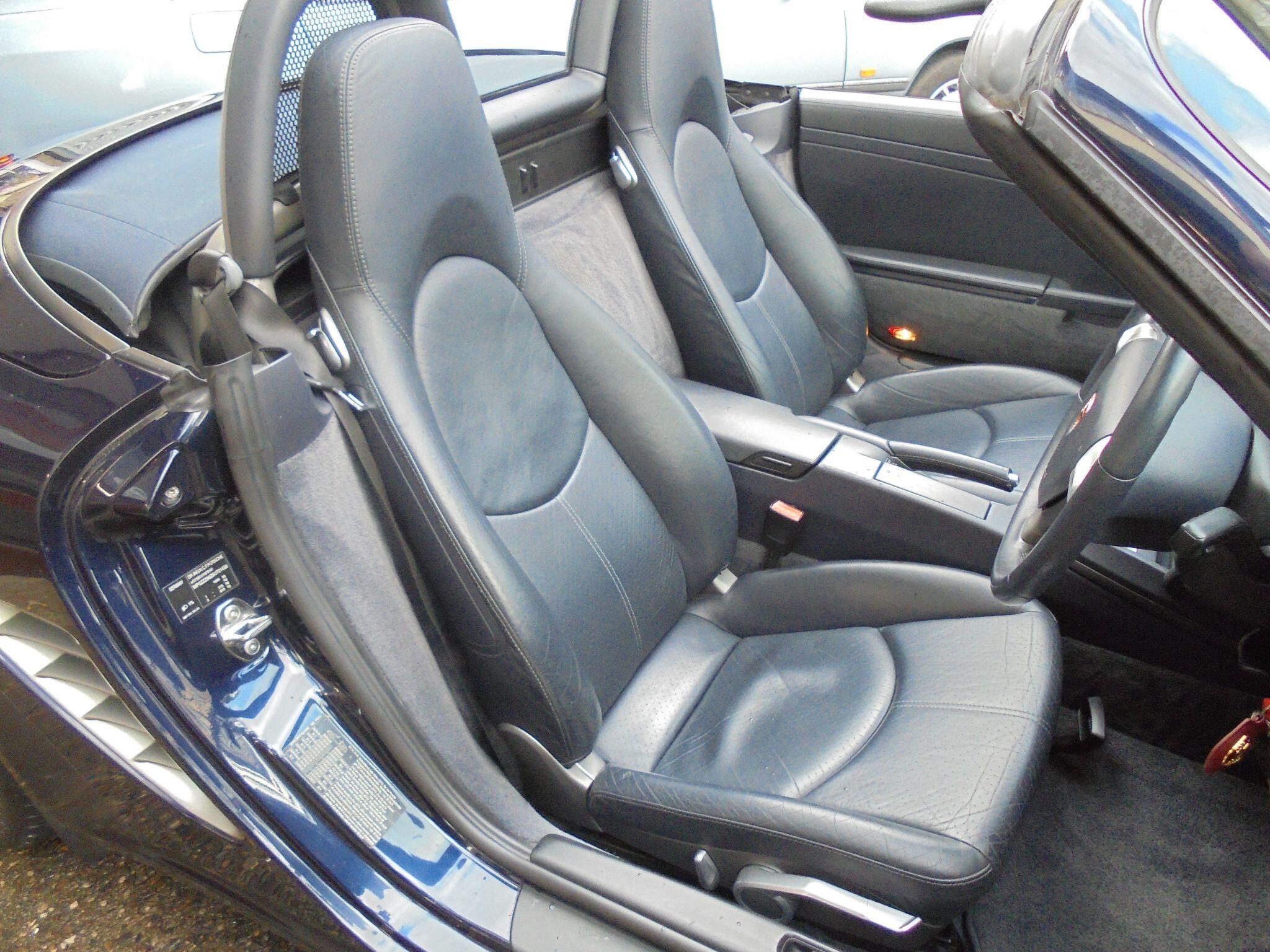 Porsche Boxster - Image 19