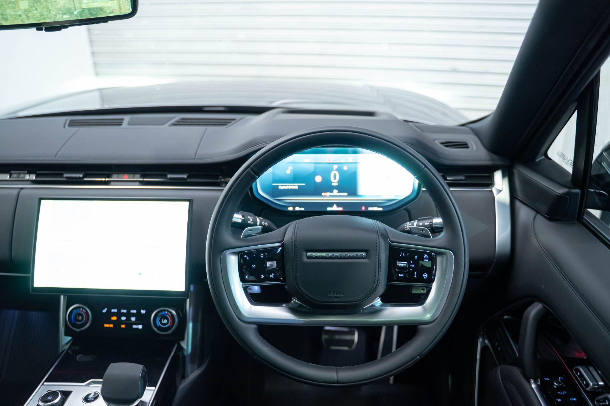 Land Rover Range Rover - Image 23
