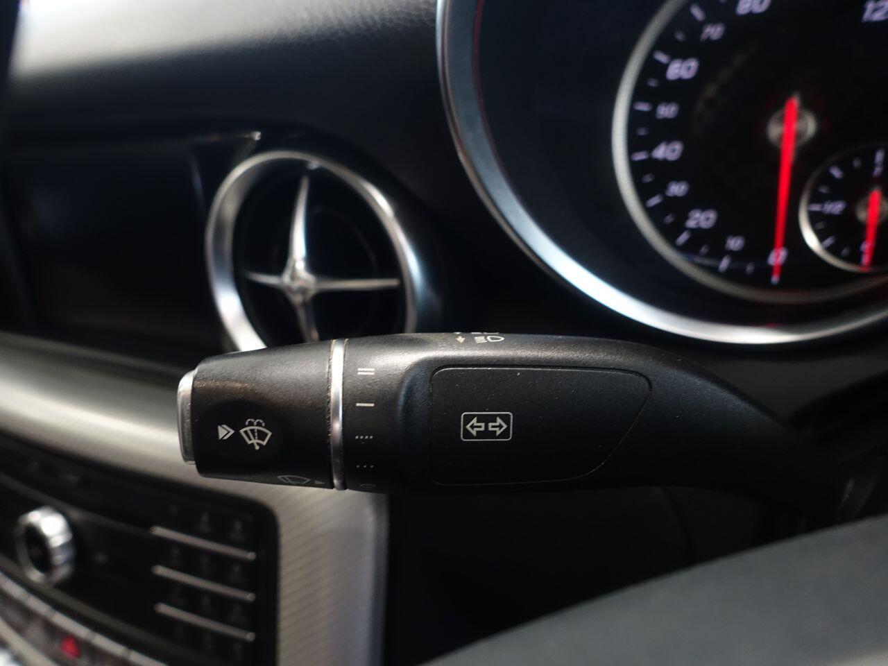 Mercedes SLC - Image 13