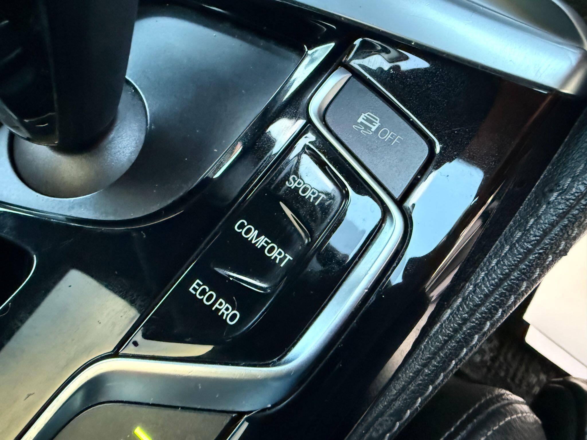 BMW 5 Series - Image 61