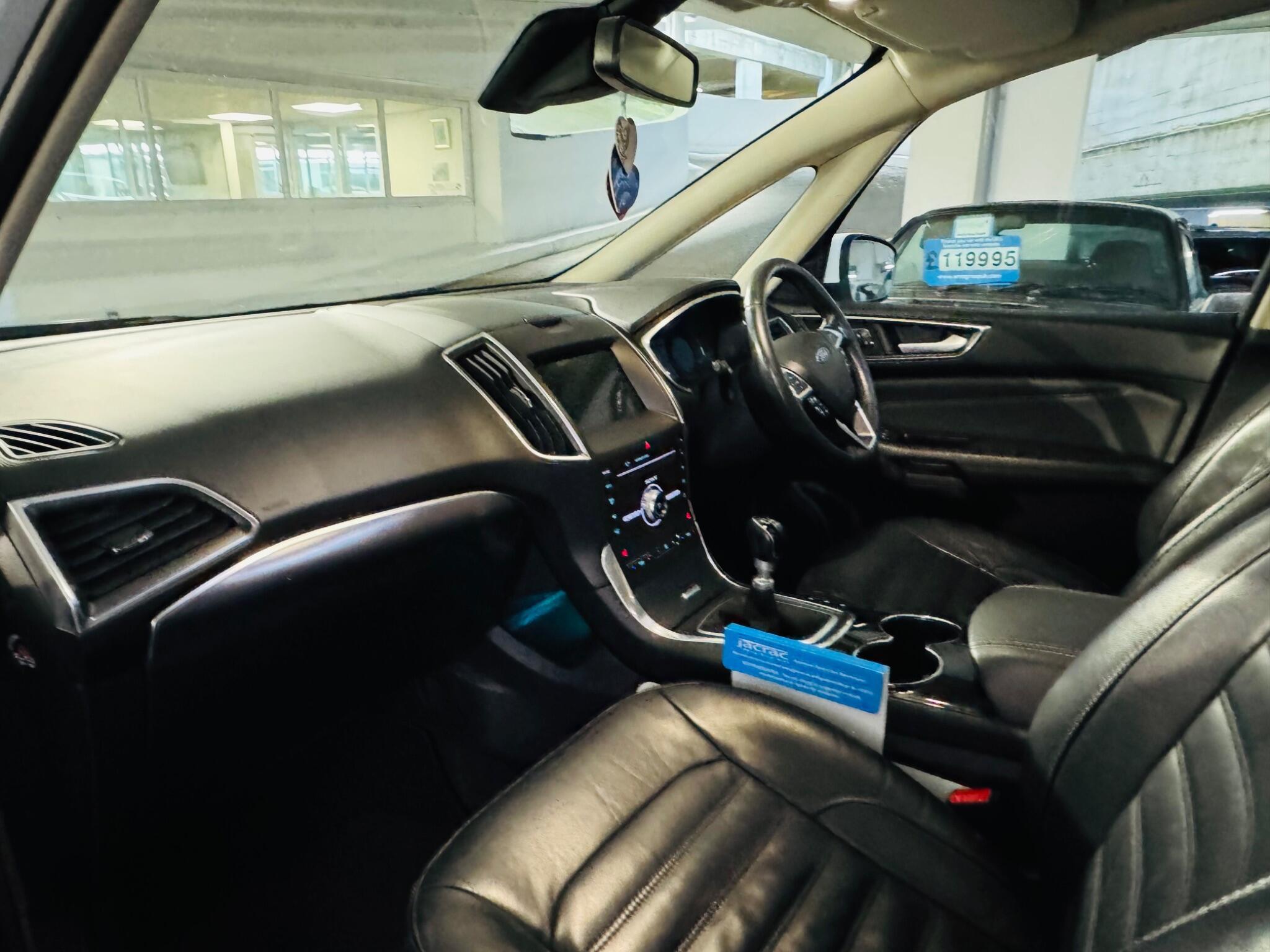 Ford Galaxy - Image 9