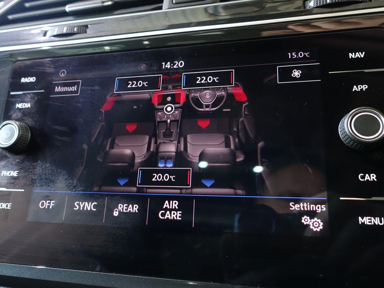 Volkswagen Tiguan - Image 38