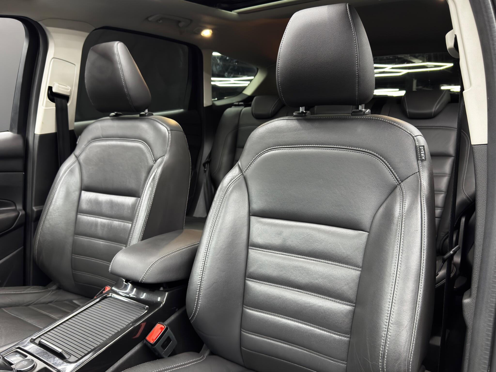 Ford Kuga - Image 14