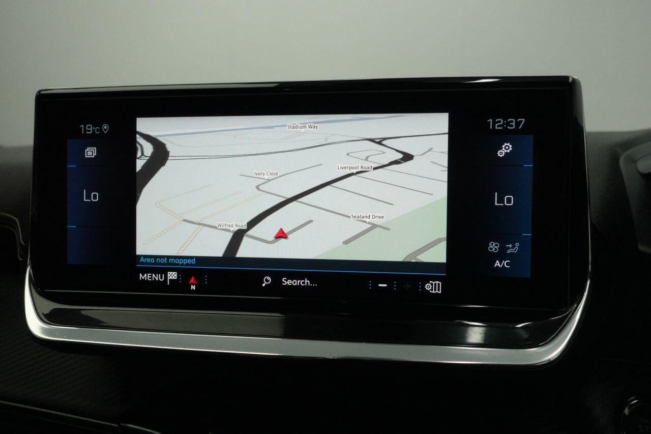 Peugeot 208 - Image 3