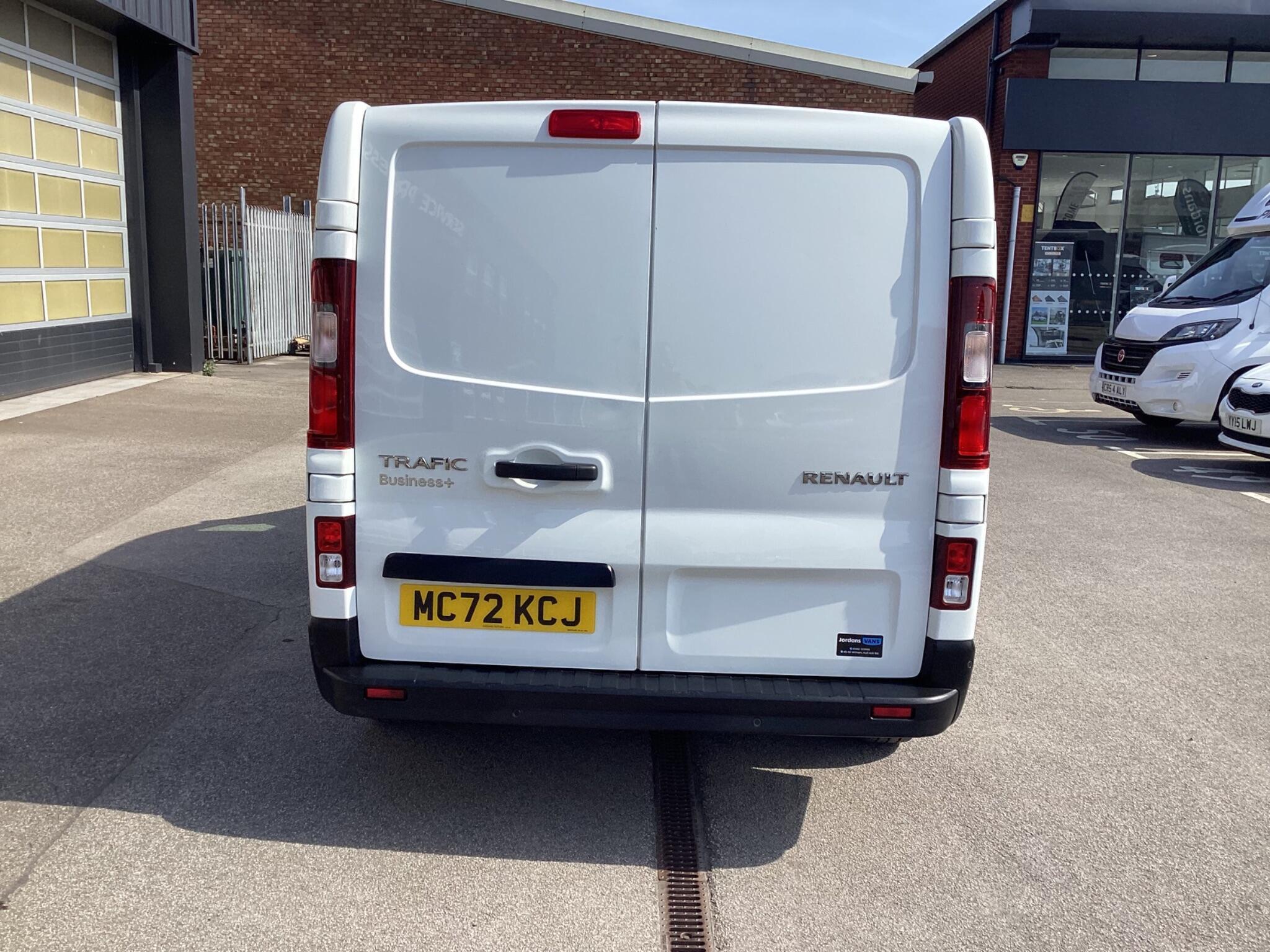 Renault Trafic - Image 6